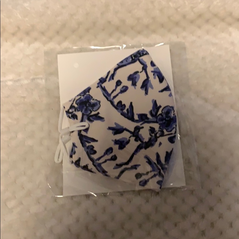 Tory Burch Face Mask